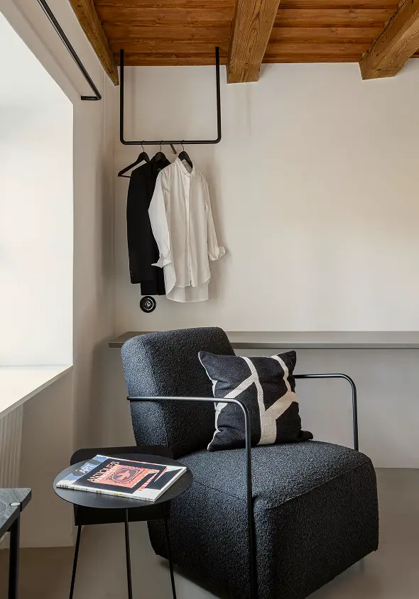 Room detail image cs